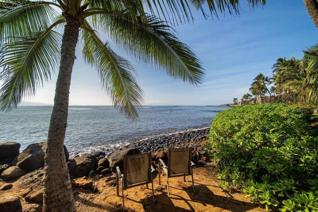 Stunning Maui Direct Ocean Front On The Beach, Walk To Beach From Condo, Watch Turtles, Whales, Ac In All Rooms Ocean View Pool And Spa ワイルク エクステリア 写真