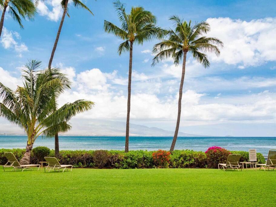 Stunning Maui Direct Ocean Front On The Beach, Walk To Beach From Condo, Watch Turtles, Whales, Ac In All Rooms Ocean View Pool And Spa ワイルク エクステリア 写真