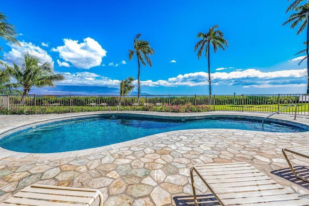 Stunning Maui Direct Ocean Front On The Beach, Walk To Beach From Condo, Watch Turtles, Whales, Ac In All Rooms Ocean View Pool And Spa ワイルク エクステリア 写真