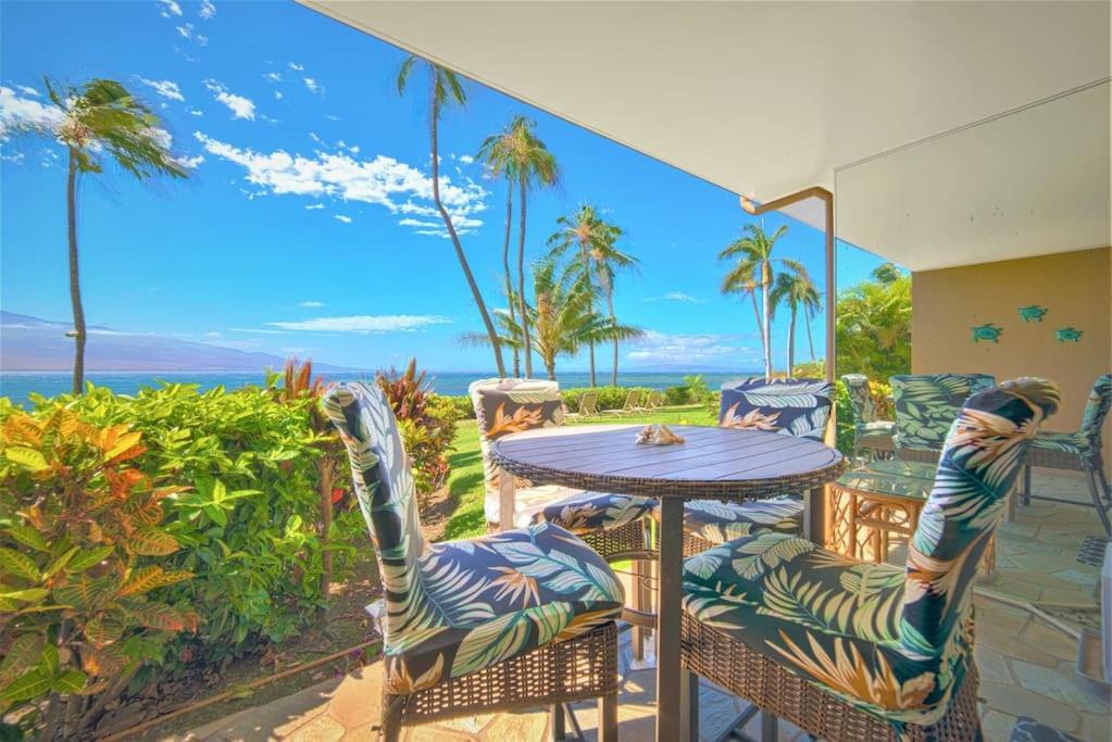Stunning Maui Direct Ocean Front On The Beach, Walk To Beach From Condo, Watch Turtles, Whales, Ac In All Rooms Ocean View Pool And Spa ワイルク エクステリア 写真