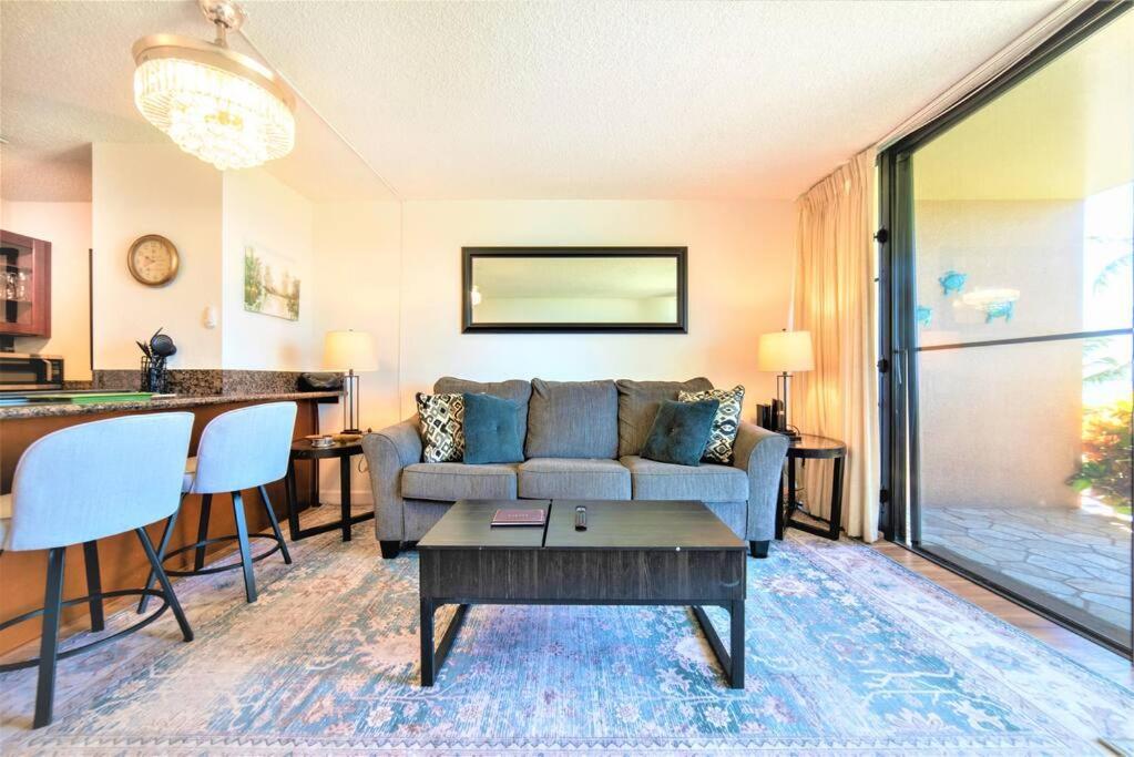 Stunning Maui Direct Ocean Front On The Beach, Walk To Beach From Condo, Watch Turtles, Whales, Ac In All Rooms Ocean View Pool And Spa ワイルク エクステリア 写真